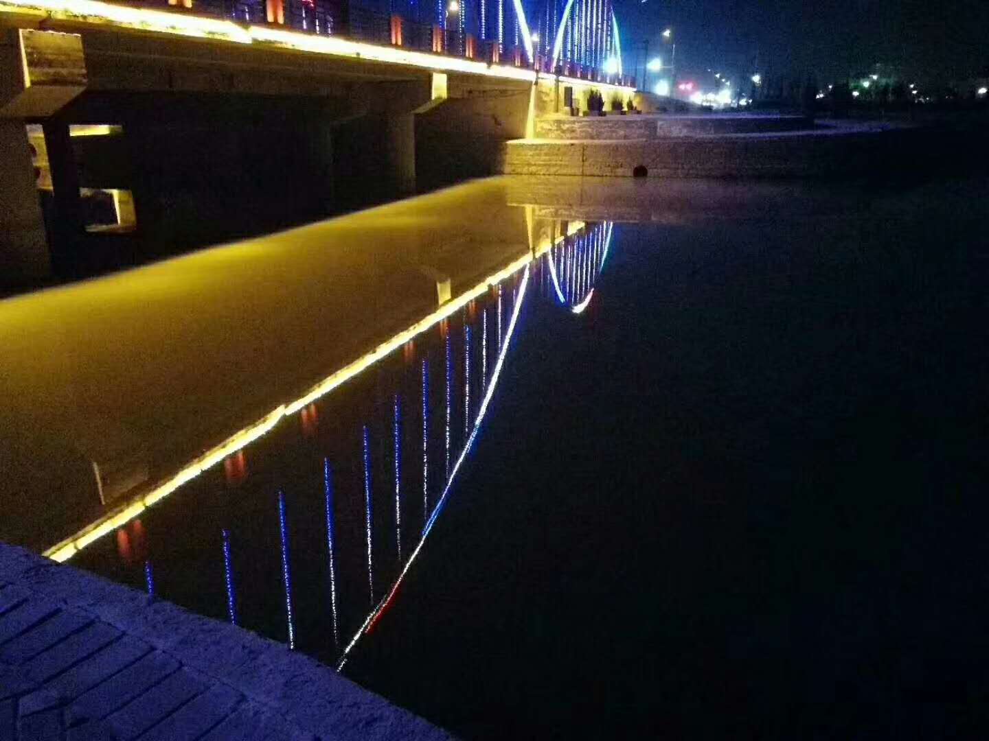 甘肅張掖市高臺縣黑河大橋亮化工程